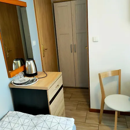 Klonowa Kolobrzeg